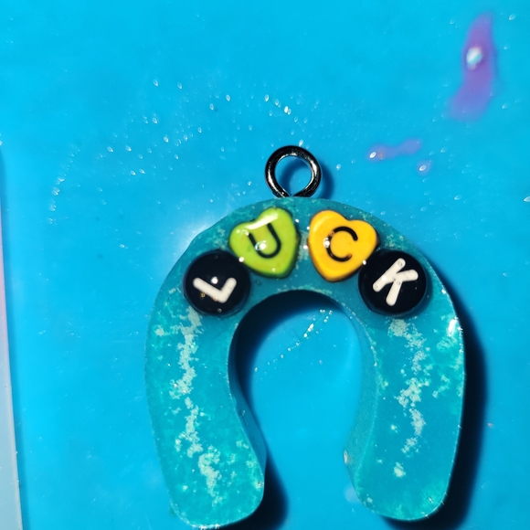 Colorful RESIN - Picture 8 of 11